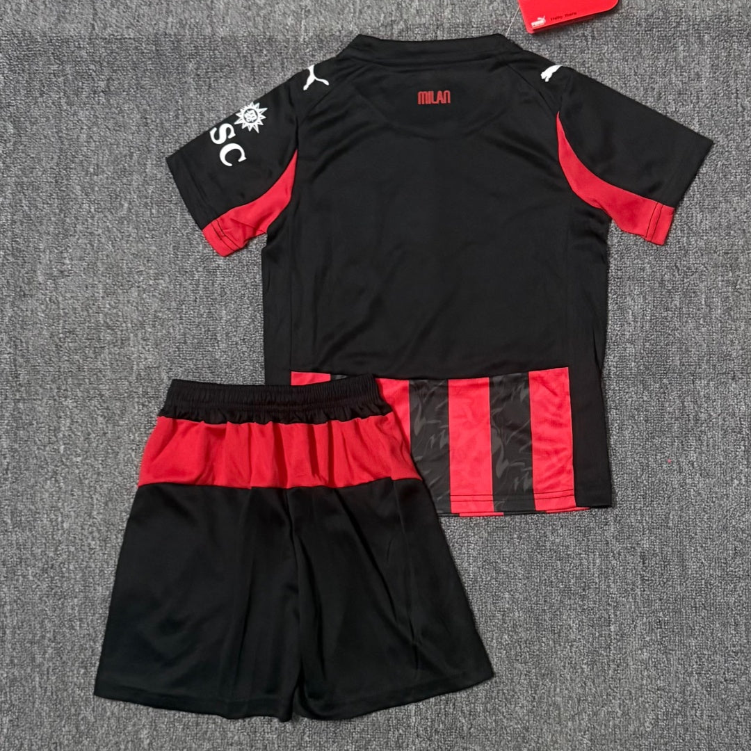25/26 Ensemble Enfant AC Milan Domicile