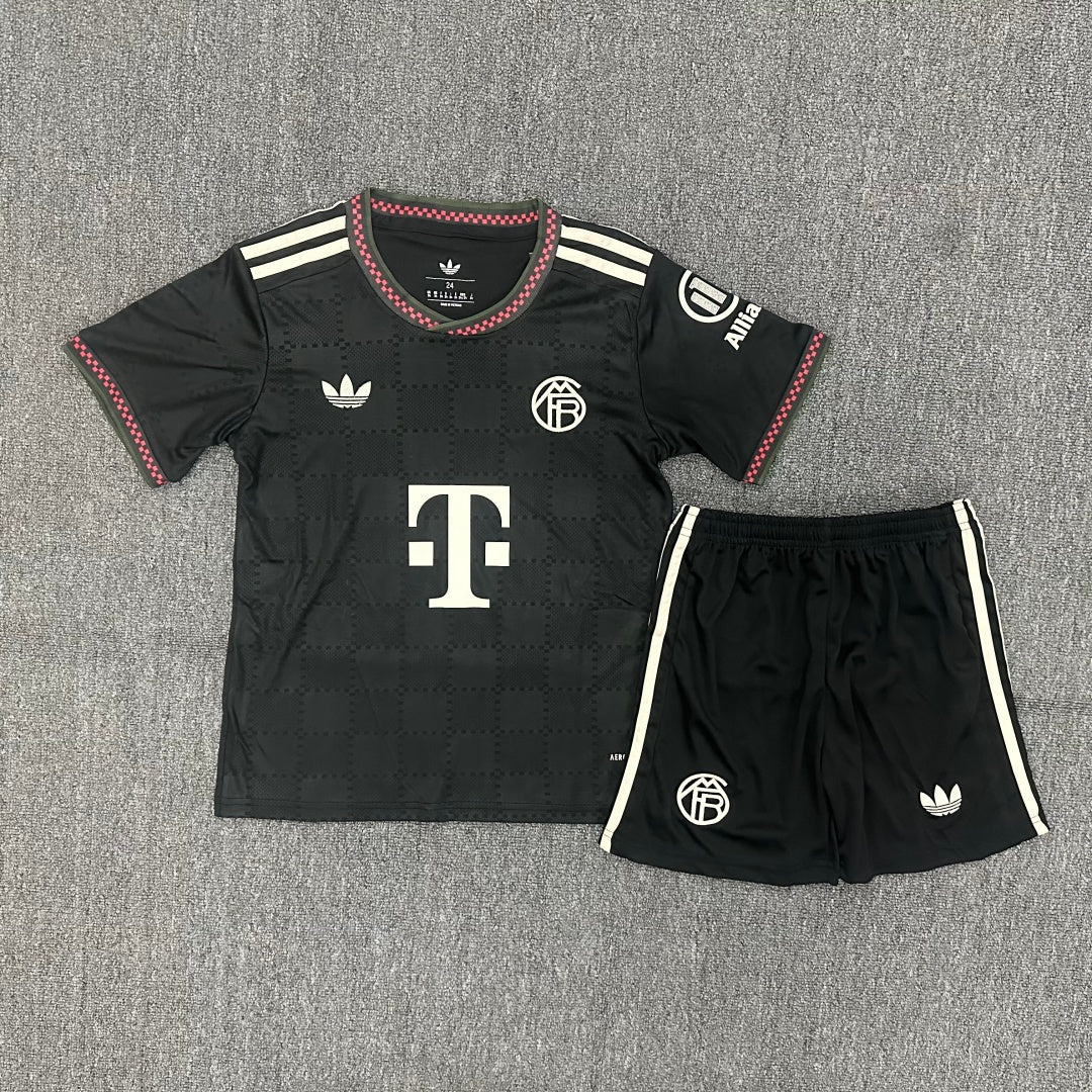 25/26 Ensemble Enfant Bayern Munich Extérieur