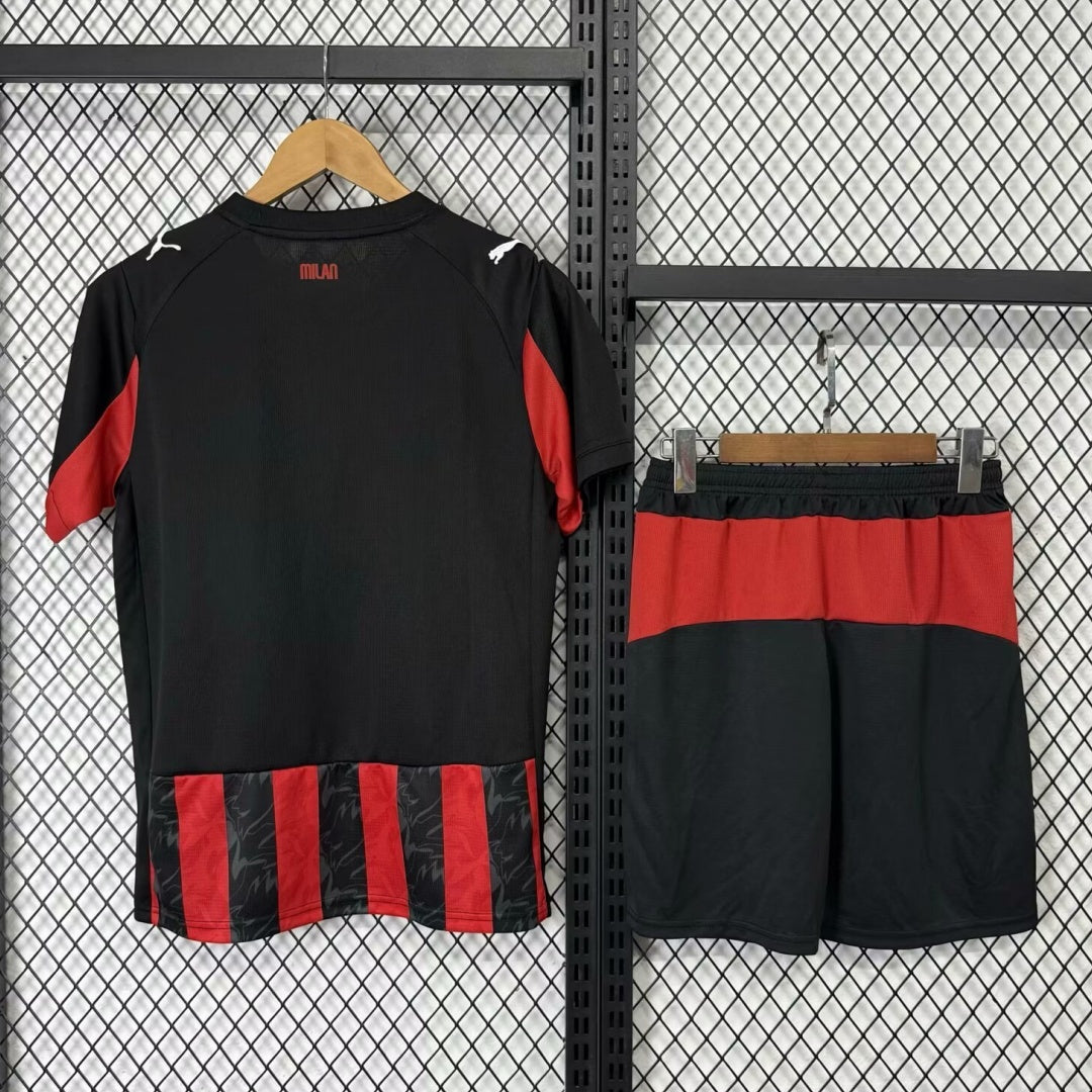 Ensemble 25/26 AC Milan Domicile Adult