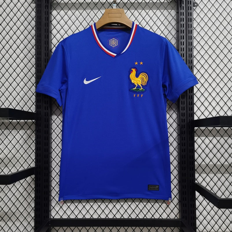 Équipe de France maillot domicile 2023 2024