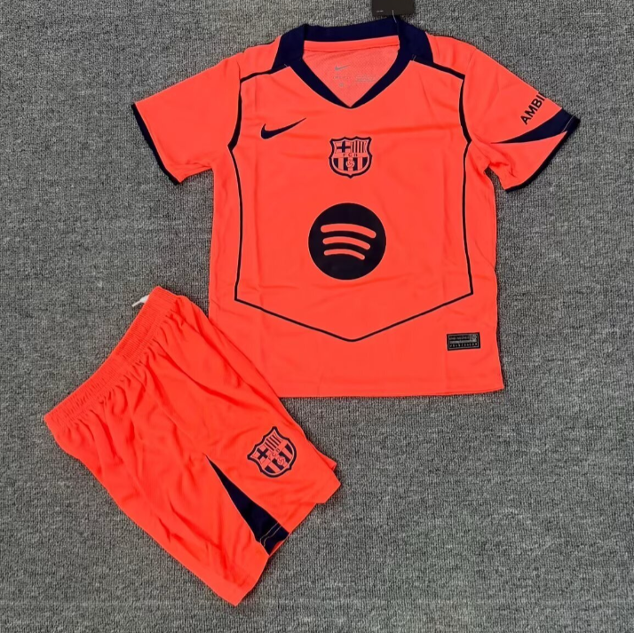 25/26 Ensemble Enfant Barcelone Third