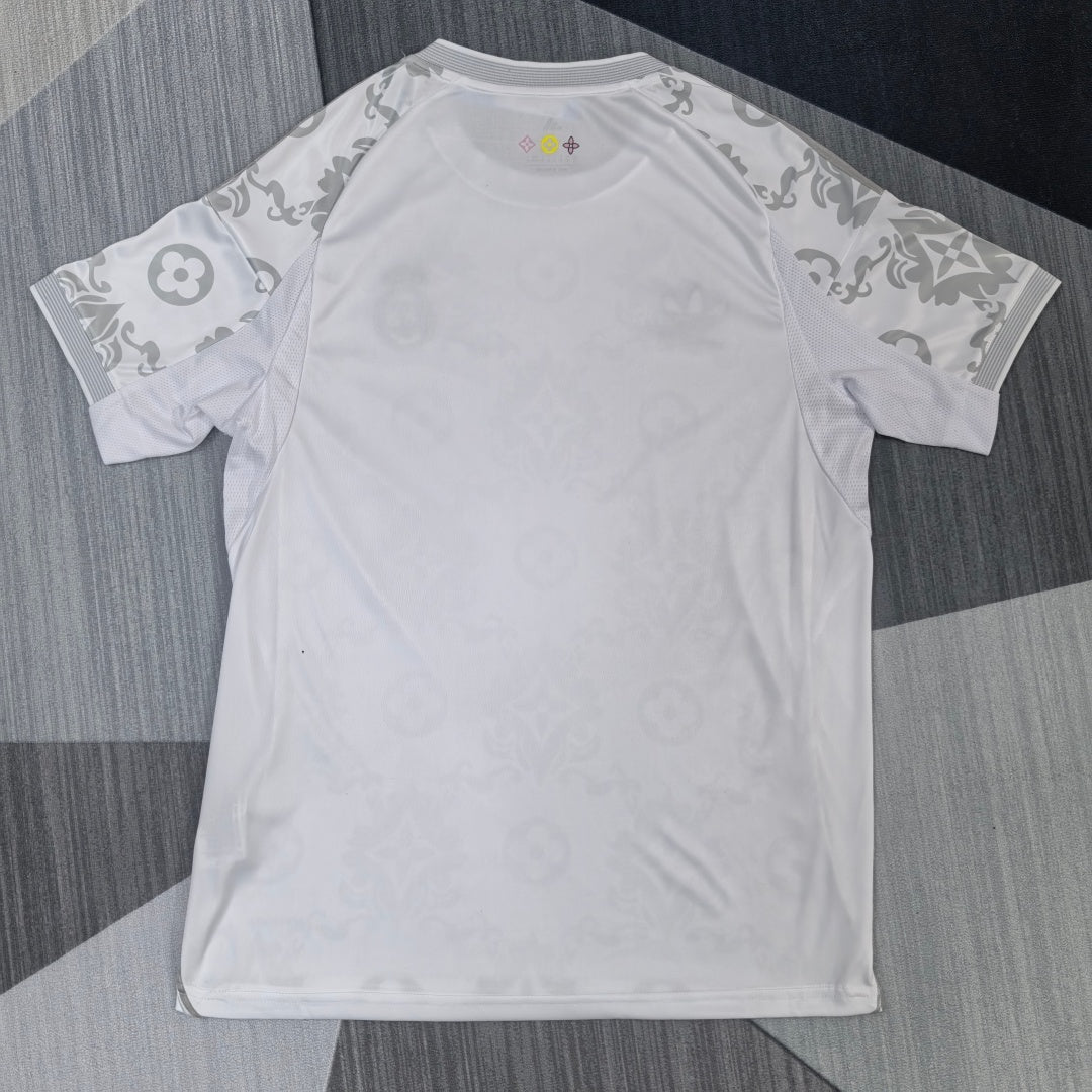 Maillot 25/26 Real Madrid Spécial LV