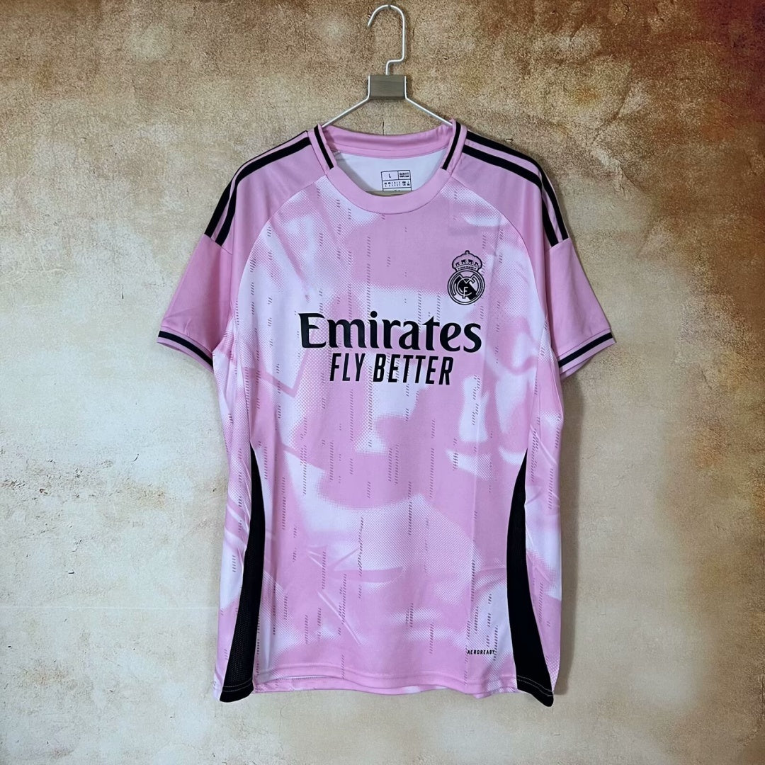 25/26 Maillot Real Madrid rose Spécial