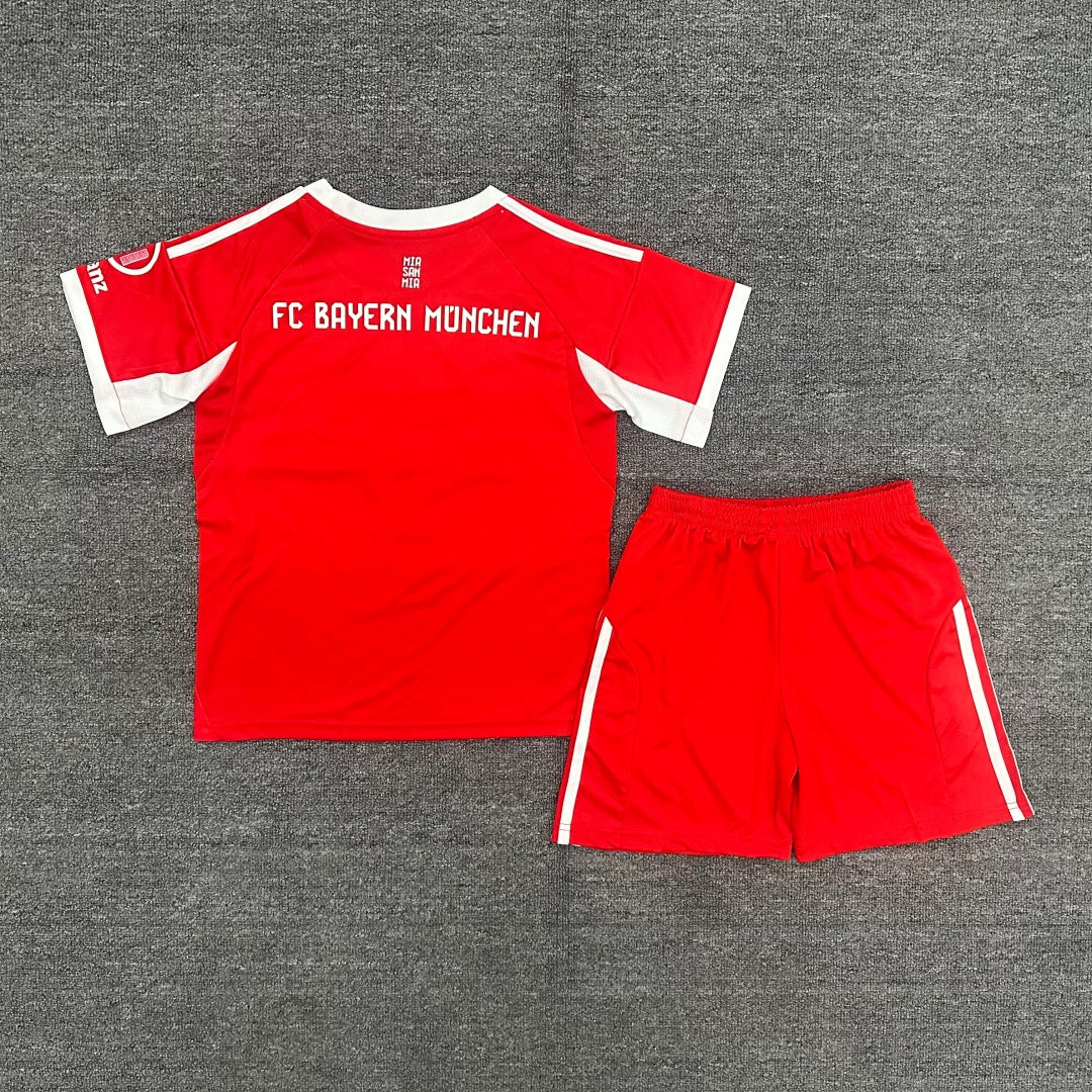 25/26 Ensemble Enfant Bayern Munich Domicile