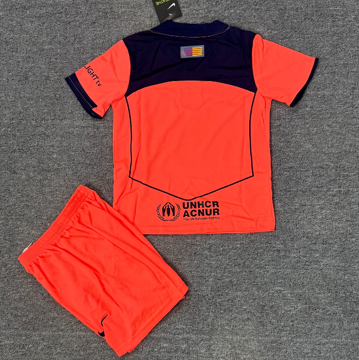 25/26 Ensemble Enfant Barcelone Third