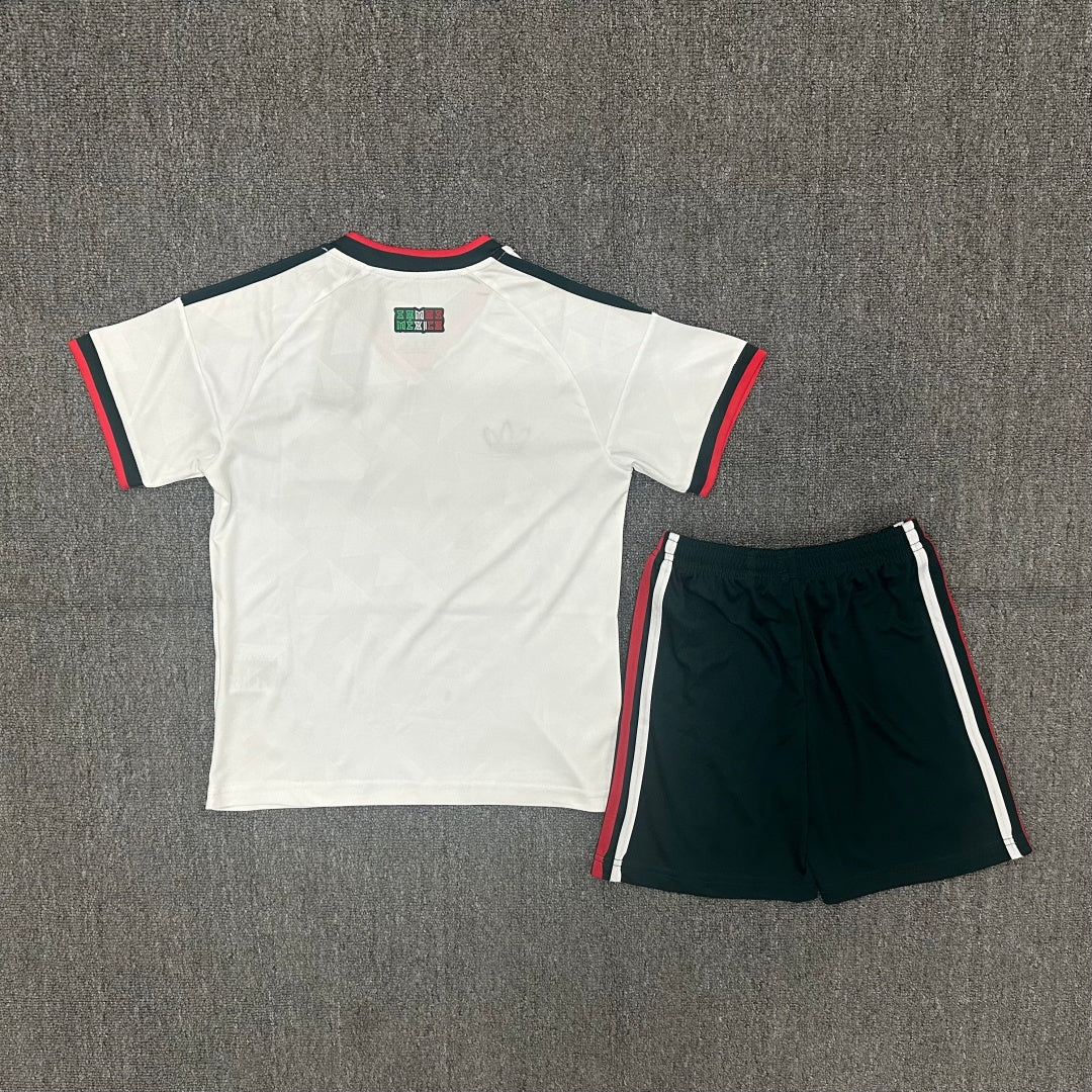 26/27 Ensemble Enfant Mexique Extérieur