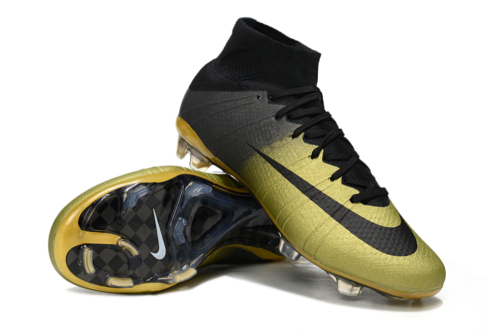 Crampons Mercurial Superfly - L'Univers du Maillot