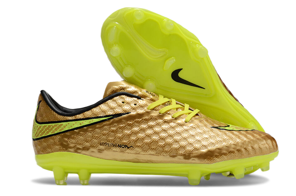 Crampons Hypervenom phantom - L'Univers du Maillot