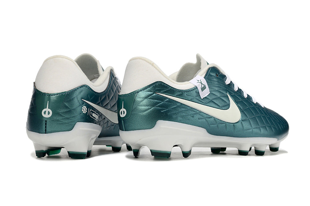 Crampons Legend X Academy - L'Univers du Maillot