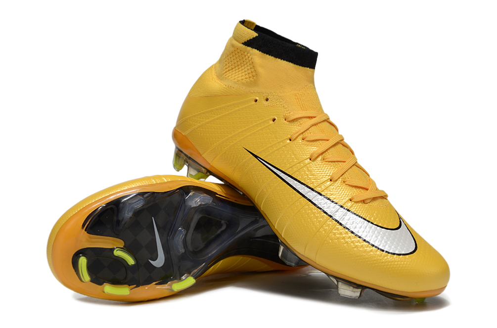 Crampons Mercurial Superfly - L'Univers du Maillot