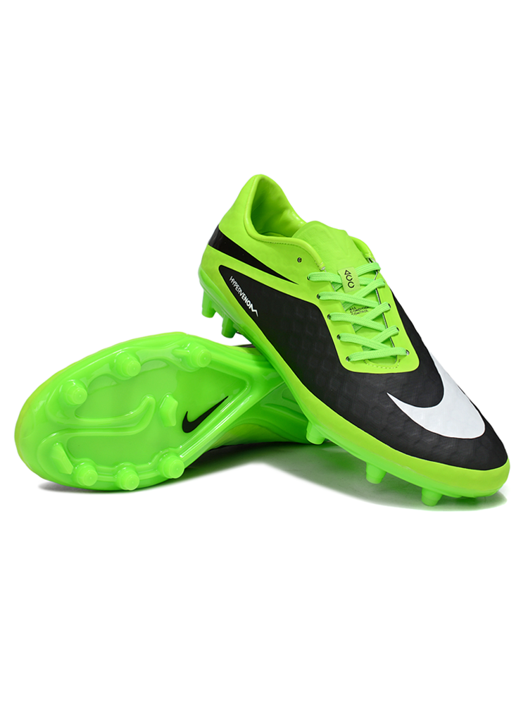 Crampons Hypervenom phantom - L'Univers du Maillot