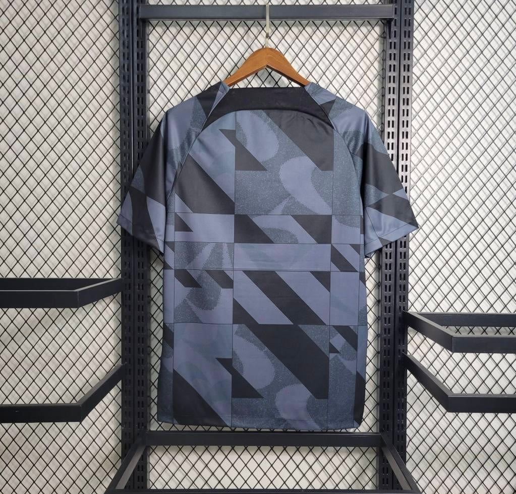 FC Barcelone maillot PRE-MATCH 2023 2024 - L'Univers du Maillot