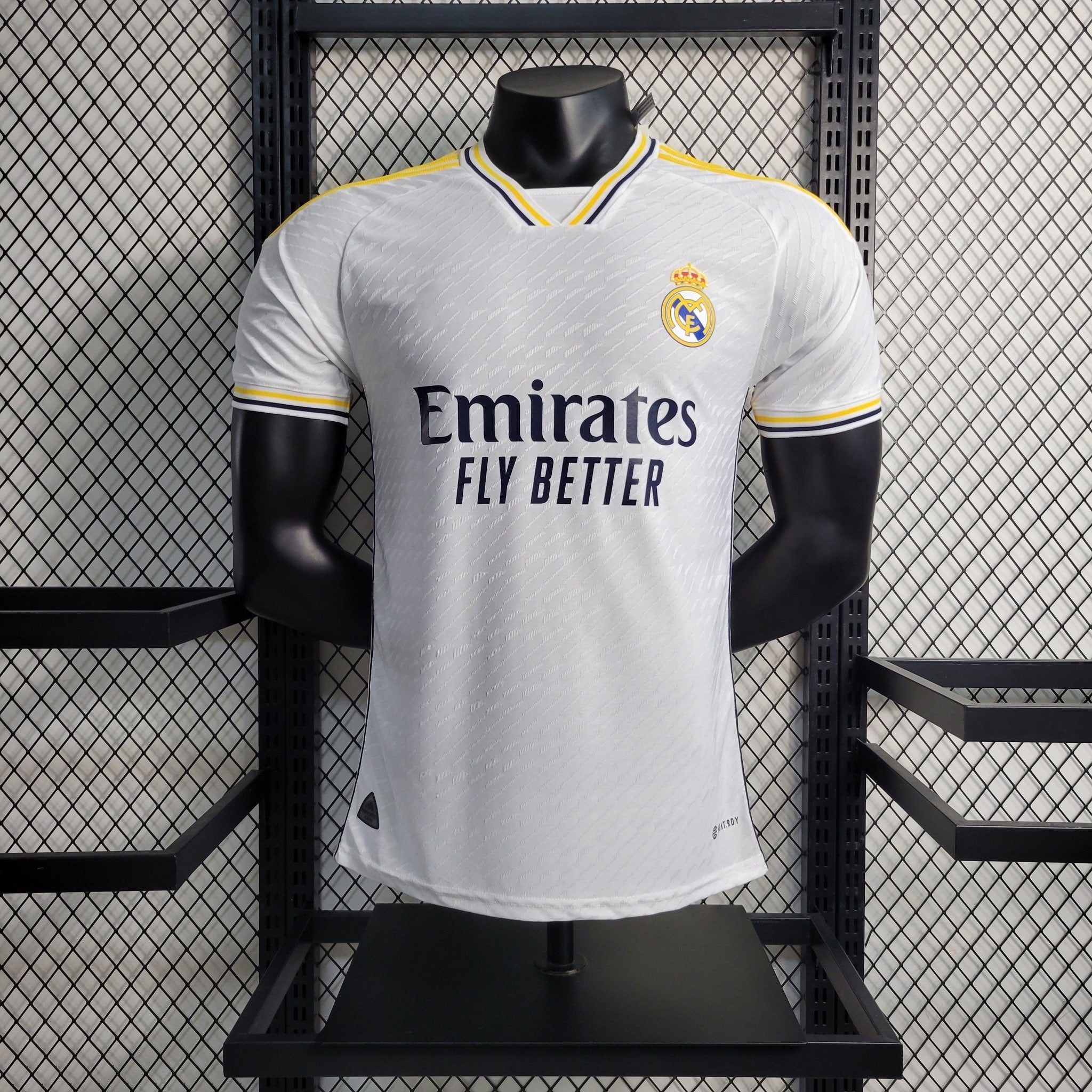 Real Madrid maillot Domicile version Player 2023/2024 - L'Univers du Maillot