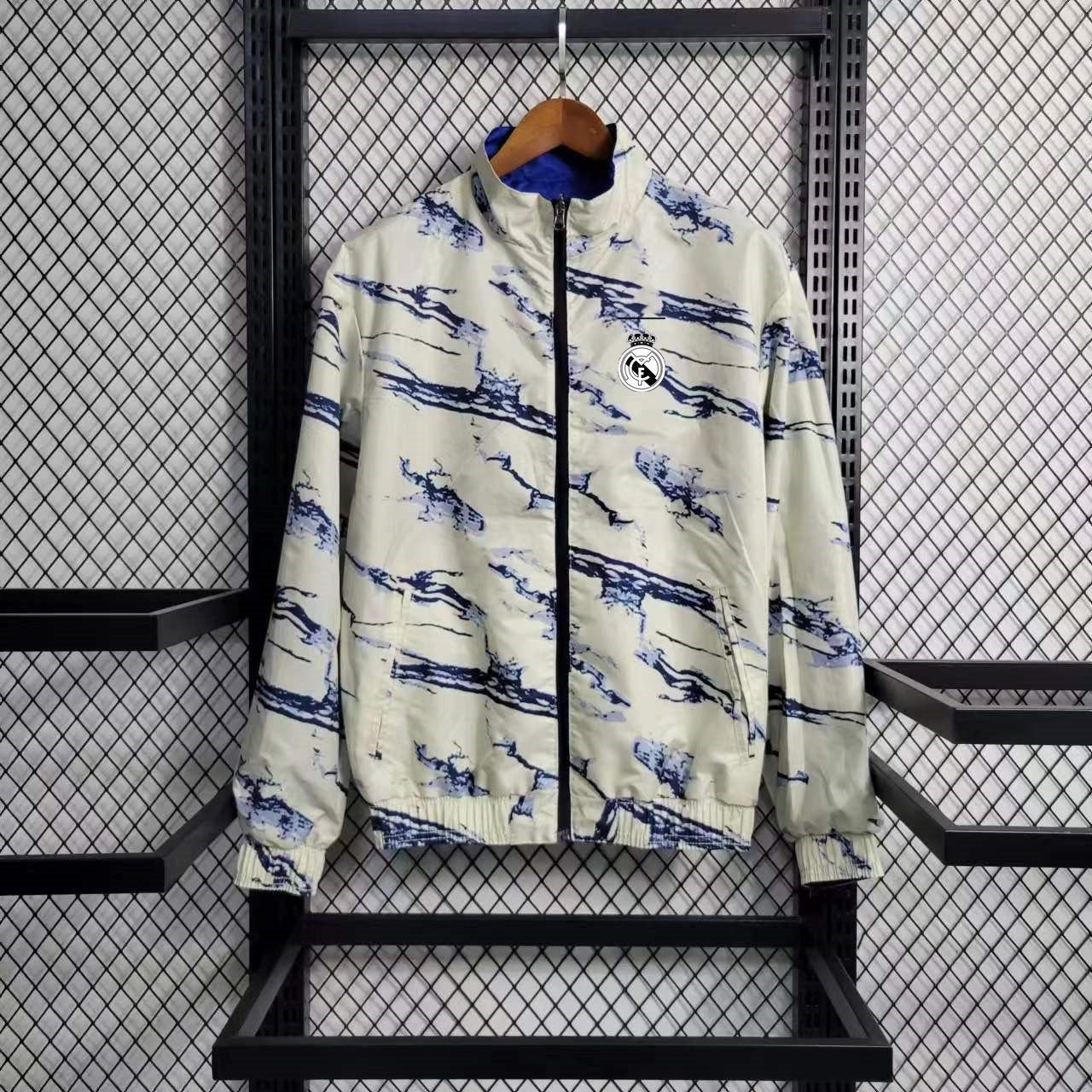 Veste coupe vent Real Madrid Gris 2023 2024 - L'Univers du Maillot