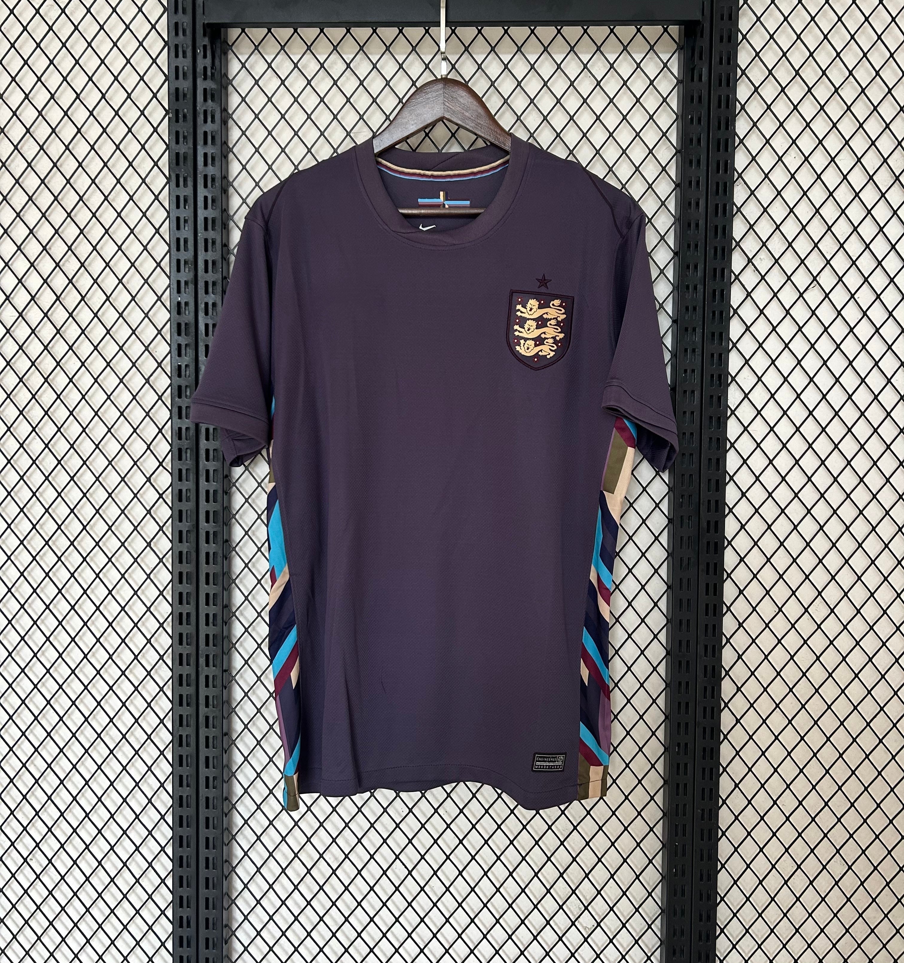 Maillot 24/25 Angleterre Noir - L'Univers du Maillot
