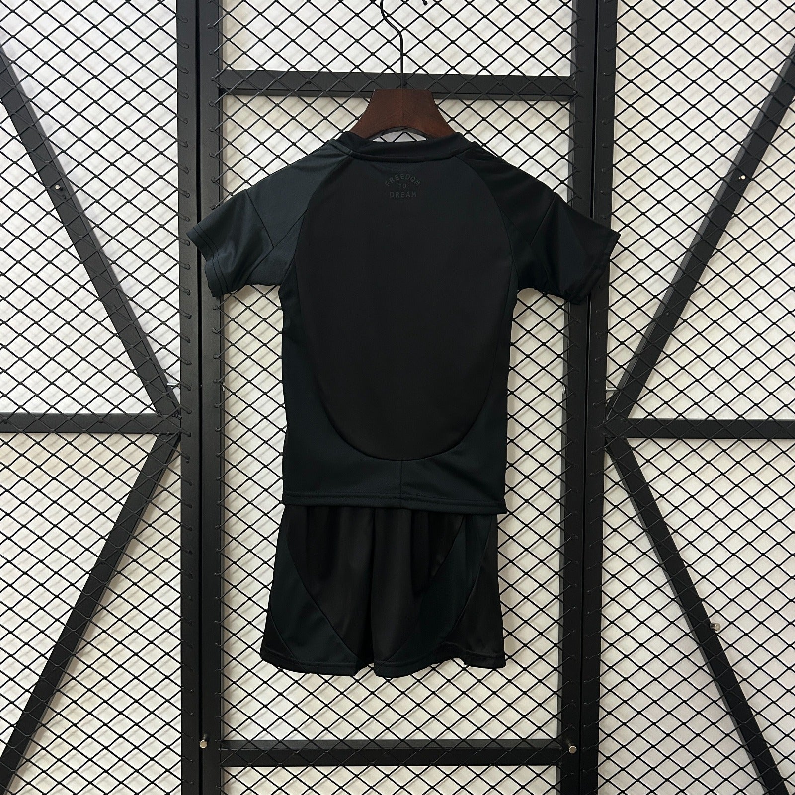 25/26 Ensemble Enfant Inter Miami - L'Univers du Maillot