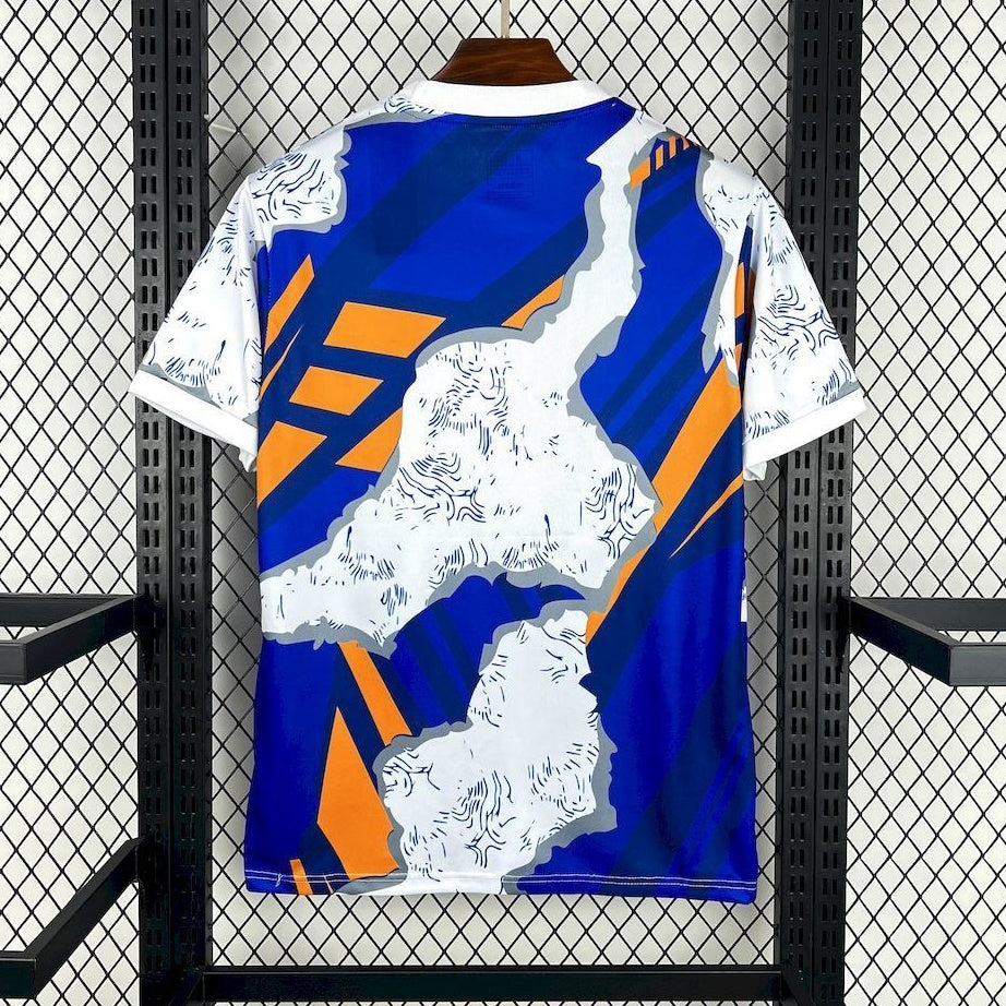 Maillot 25/26 Real Madrid Spécial training style