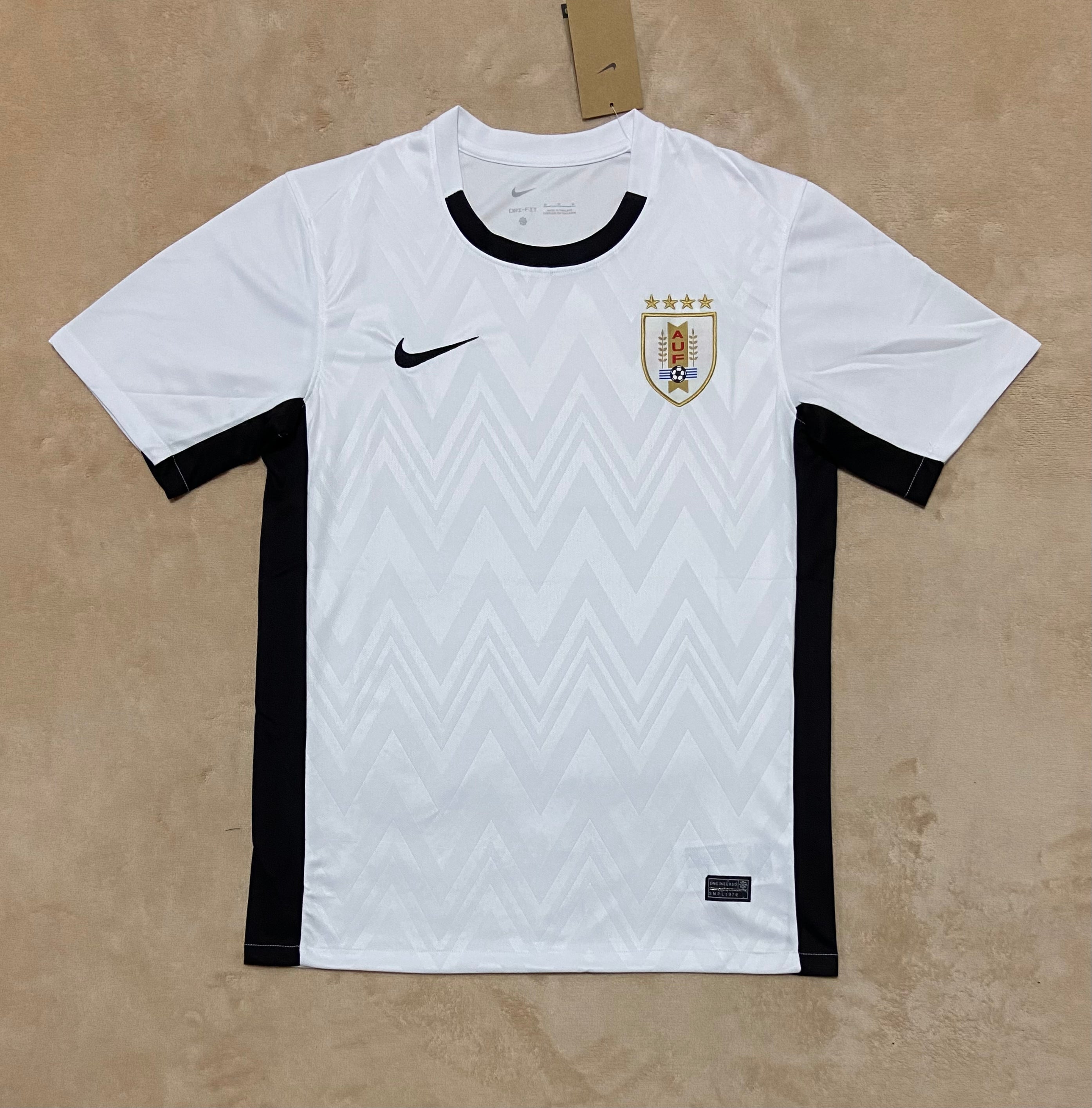 Maillot 25/26 Uruguay - L'Univers du Maillot
