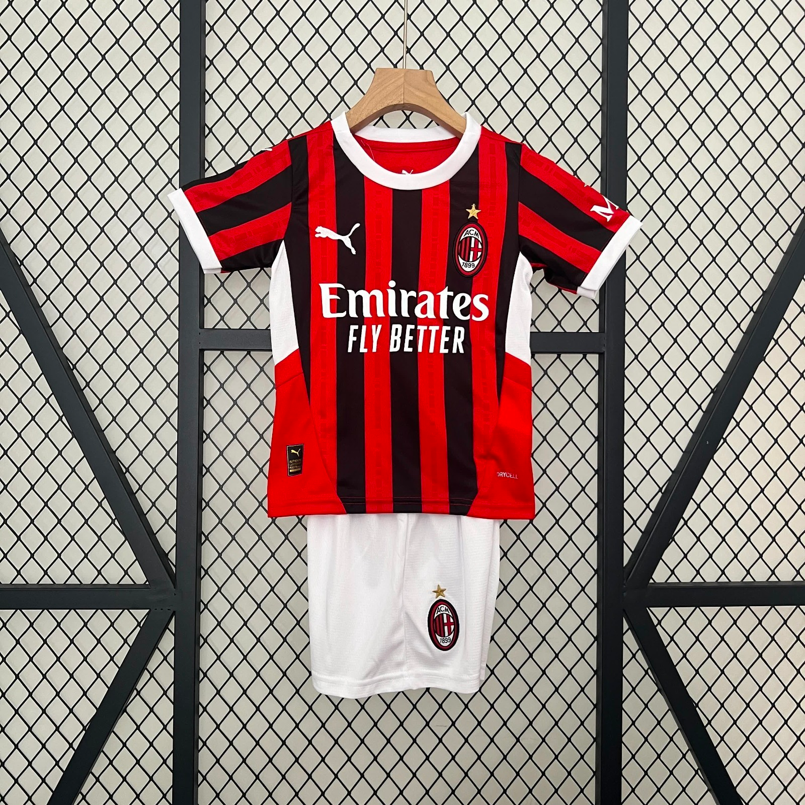 24/25 Ensemble Enfant AC Milan - L'Univers du Maillot