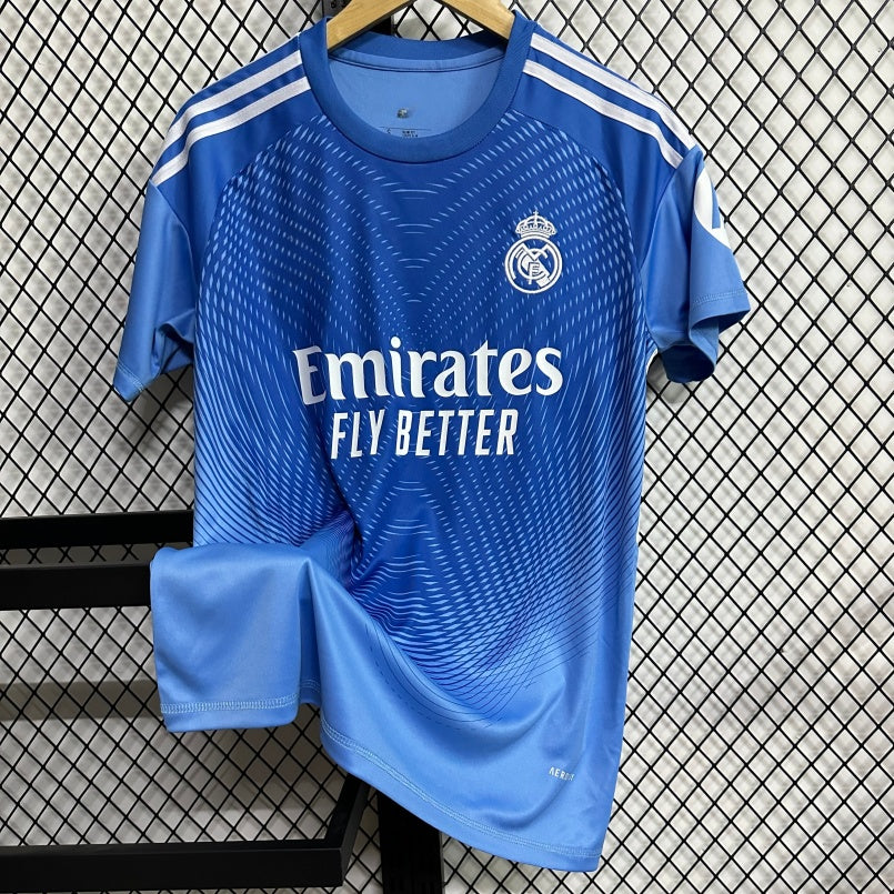 Maillot 25/26 Real Madrid Spécial style goalkeeper