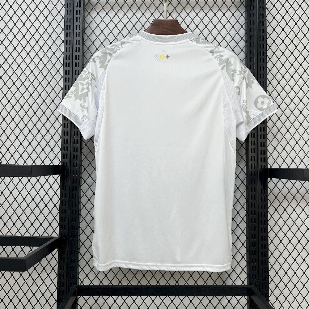 Maillot 25/26  Real Madrid Spécial LV