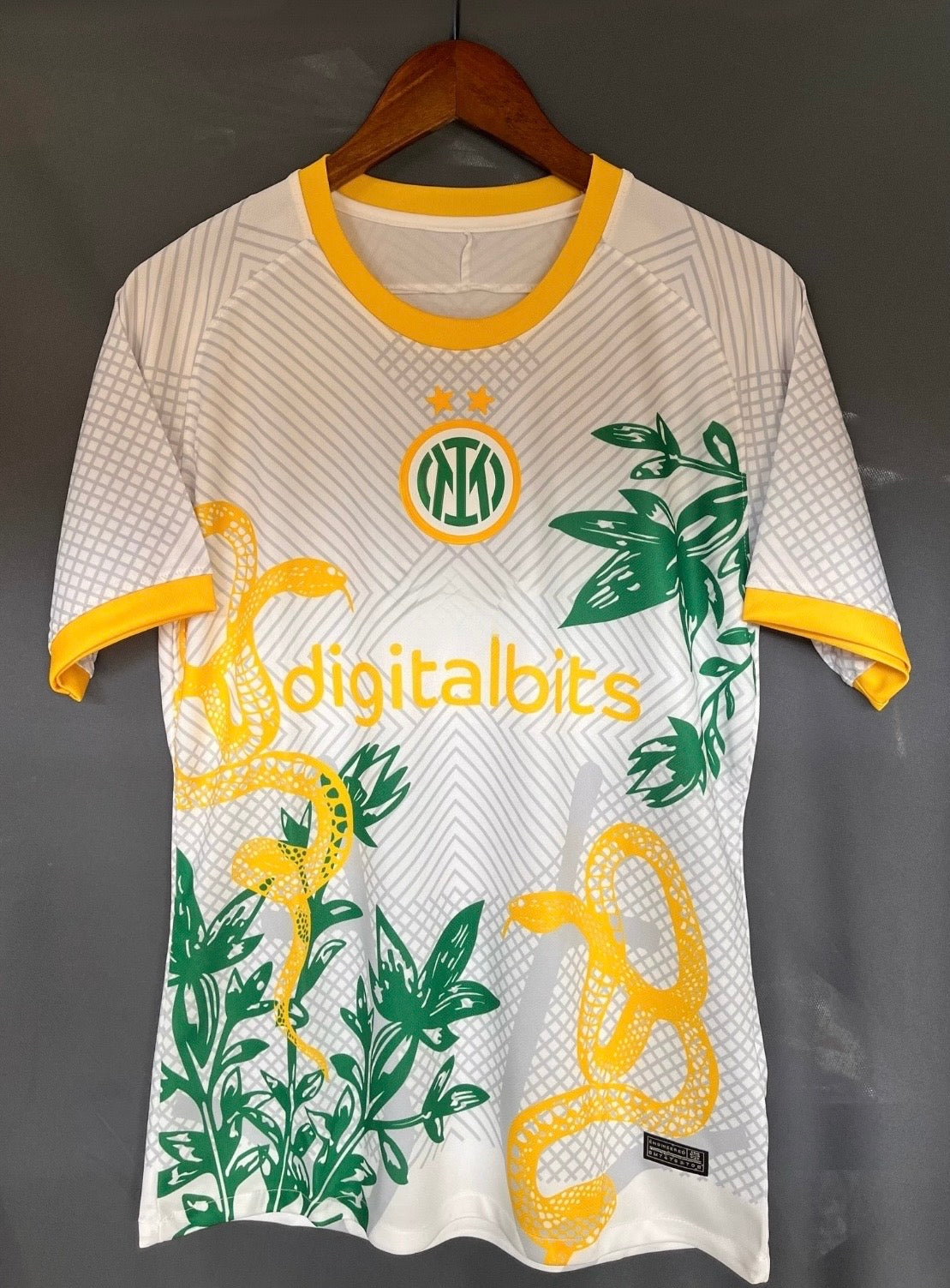 Maillot 24/25 Inter Milan Blanc Spécial Serpent - L'Univers du Maillot