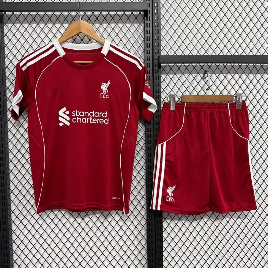 Ensemble 25/26 Liverpool Domicile Adult