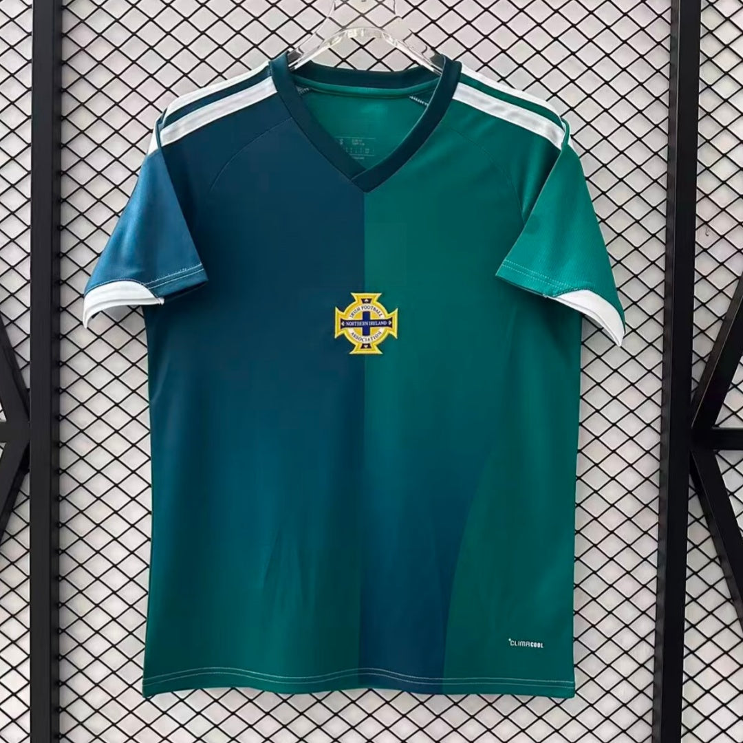 Maillot 26/27  lrlande du Nord Domicile