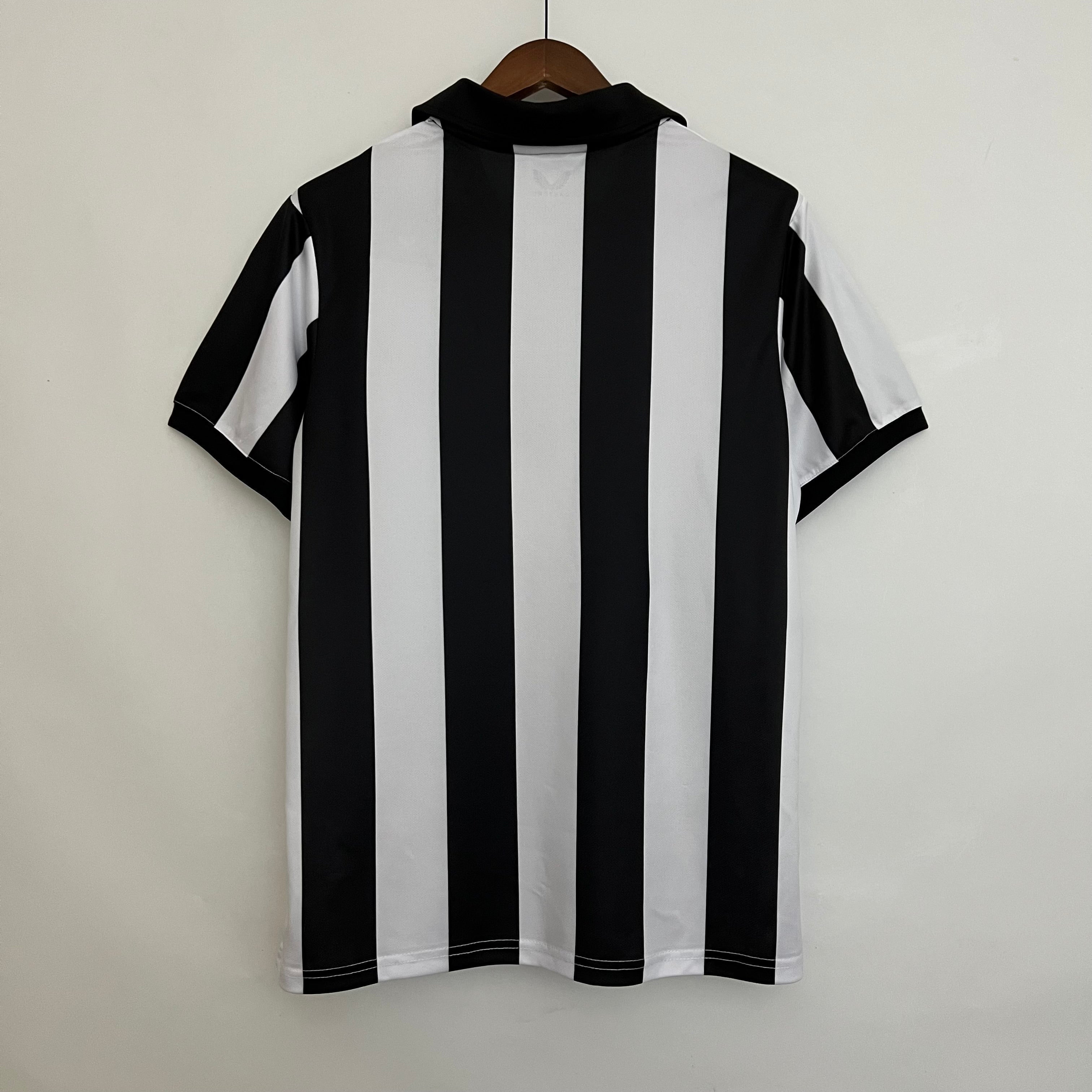 Newcastle Édition spéciale 130ème Anniversaire 2023 2024 - L'Univers du Maillot