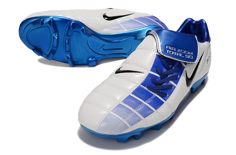 Crampons T90 FG - L'Univers du Maillot