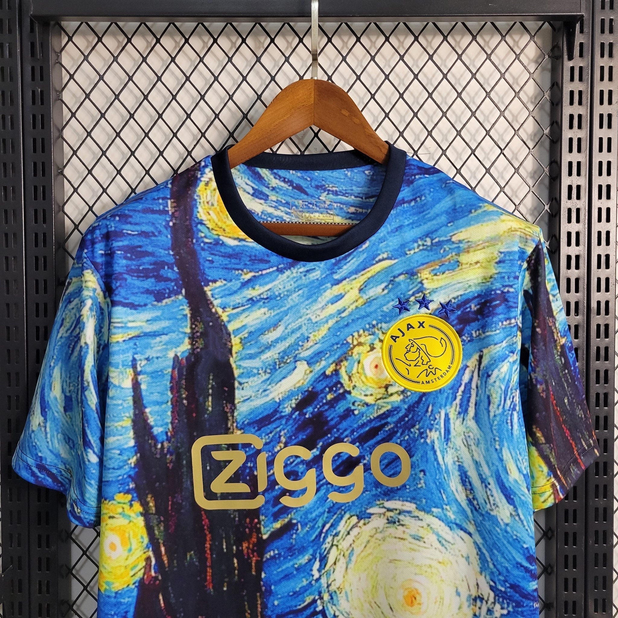Ajax Édition Spéciale "Color" 2023 2024 - L'Univers du Maillot