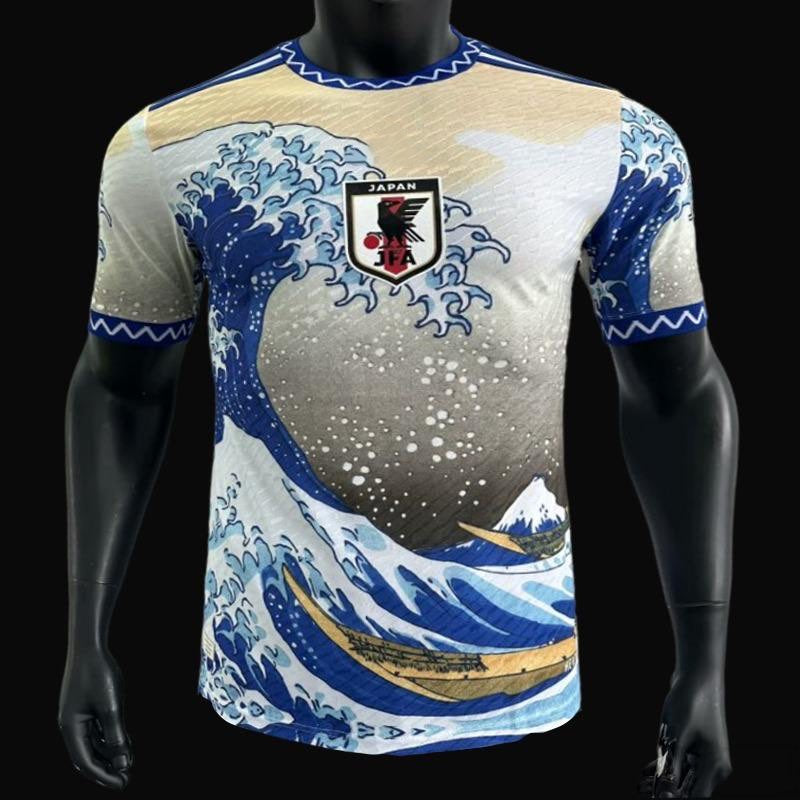 Japon maillot Édition « La Grande Vague de Kanagawa » 2023 2024 - L'Univers du Maillot