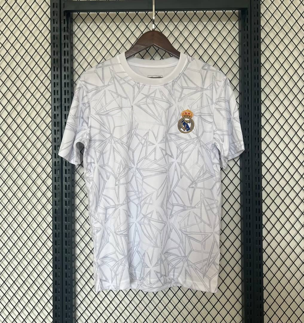 Maillot 24/25 Real Madrid Spécial Blanc - L'Univers du Maillot