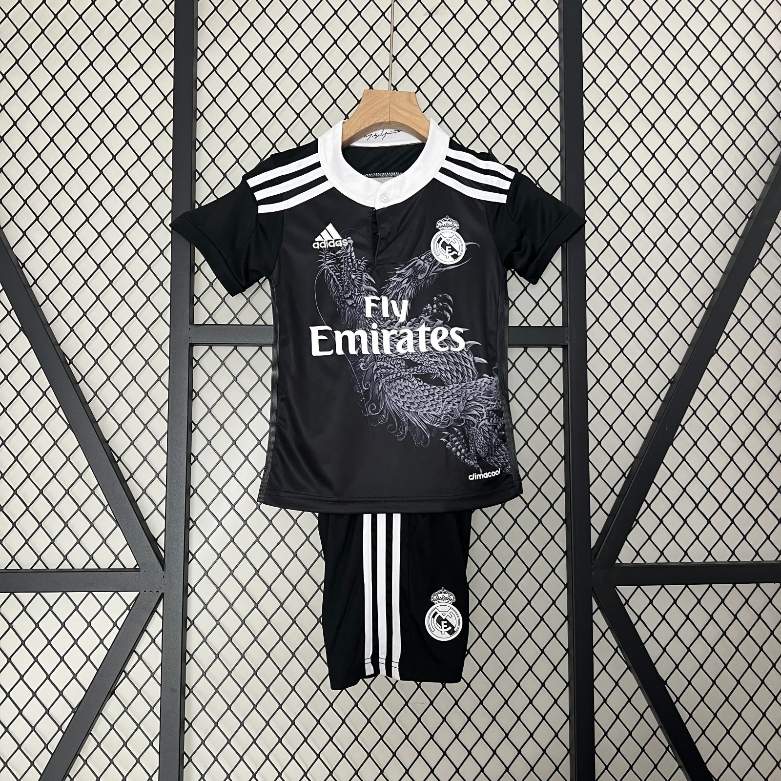 24/25 Ensemble Enfant Real Madrid - L'Univers du Maillot