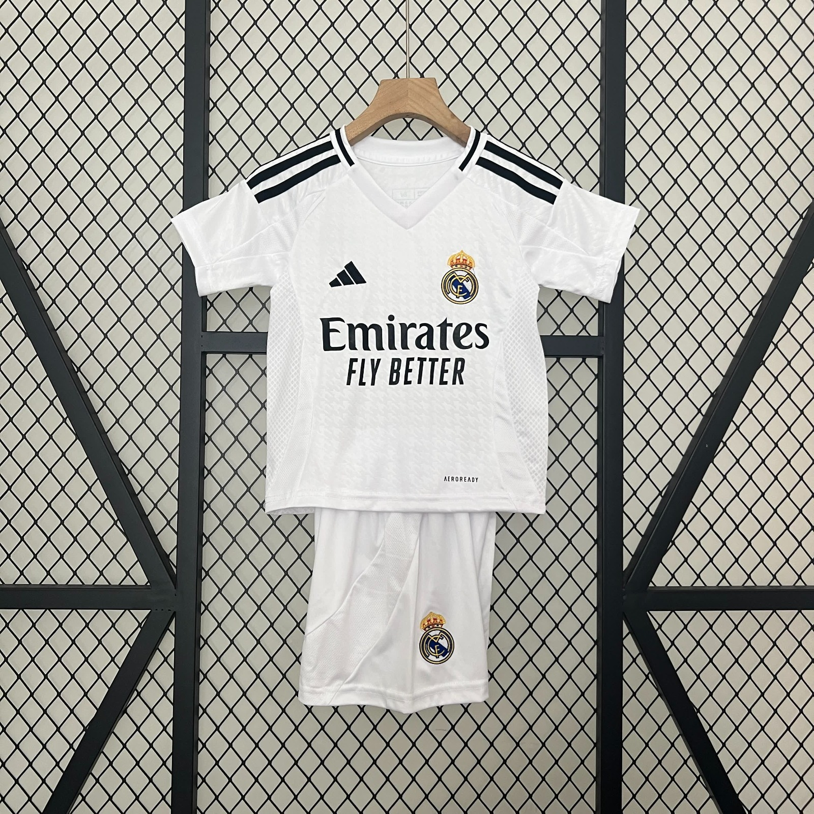 24/25 Ensemble Enfant Real Madrid - L'Univers du Maillot